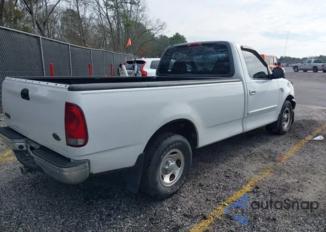 2001 Ford F-150 Xl/Xlt z USA, uszkodzony, nr VIN 1FTRF17L21NB60803